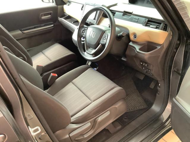 フリードハイブリッド ハイブリッド・Gホンダセンシング フルセグ メモリーナビ DVD再生 Bluetooth接続 USB端子 ミュージックプレイヤー接続可 バックカメラ 衝突被害軽減システム ETC 両側電動スライド LEDヘッドランプ 6人 3列シ-ト(45枚目)