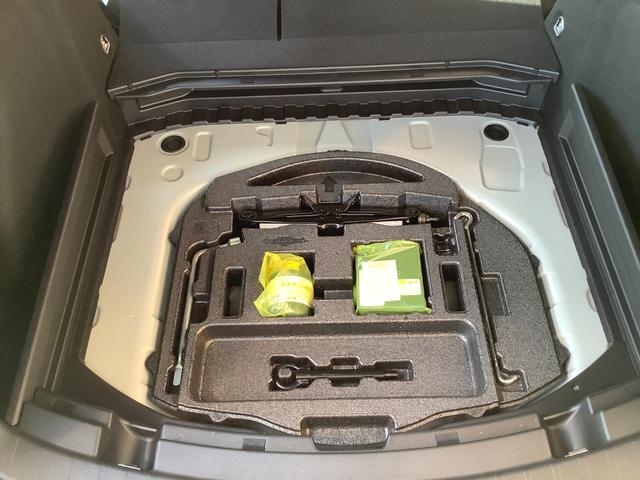 もしものパンク時でもパンク修理キットがついておりますので、ご安心ください。