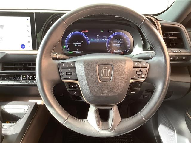 クラウンクロスオーバー Ｇ　Ａｄｖ．Ｌ　革シート　４ＷＤ　フルセグ　メモリーナビ　ミュージックプレイヤー接続可　バックカメラ　衝突被害軽減システム　ＥＴＣ　ドラレコ　ＬＥＤヘッドランプ　ワンオーナー　フルエアロ　記録簿（5枚目）