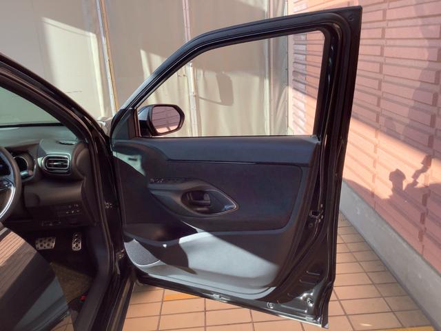 ヤリスクロス ハイブリッド　ＧＲスポーツ　トヨタ認定中古車　フルセグ　メモリーナビ　Ｂｌｕｅｔｏｏｔｈ接続　ミュージックプレイヤー接続可　バックカメラ　衝突被害軽減システム　ＥＴＣ　ＬＥＤヘッドランプ　寒冷地仕様　ワンオーナー　記録簿（48枚目）