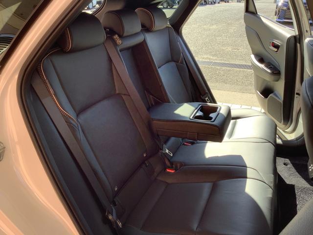 クラウンスポーツ Ｚ　トヨタ認定中古車　本革シート　４ＷＤ　フルセグ　メモリーナビ　Ｂｌｕｅｔｏｏｔｈ接続　ミュージックプレイヤー接続　バックカメラ　衝突被害軽減システム　ＥＴＣ　ドラレコ　ＬＥＤヘッドランプ　ワンオーナー（41枚目）