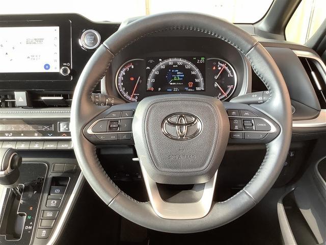ヴォクシー S-Z トヨタ認定中古車 ディスプレイオーディオ 4WD Bluetooth ミュージックプレイヤー接続 バックカメラ 衝突被害軽減システム ETC 両側電動スライド LED 7人 3列 ワンオーナー 記録簿(4枚目)