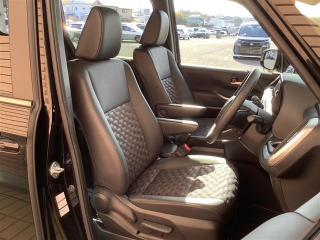 ヴォクシー S-Z トヨタ認定中古車 ディスプレイオーディオ 4WD Bluetooth ミュージックプレイヤー接続 バックカメラ 衝突被害軽減システム ETC 両側電動スライド LED 7人 3列 ワンオーナー 記録簿(6枚目)