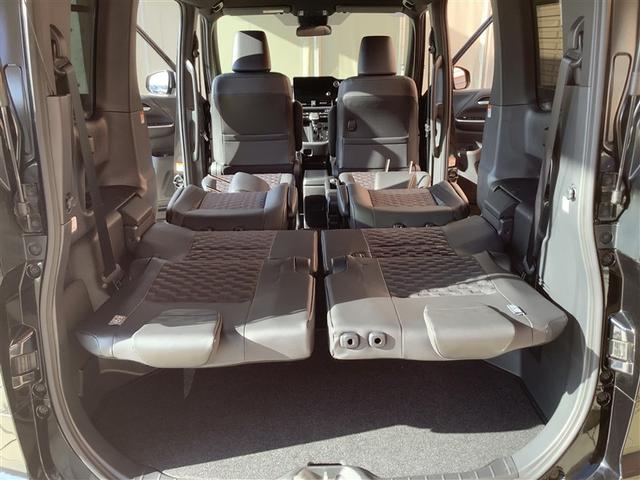 ヴォクシー S-Z トヨタ認定中古車 ディスプレイオーディオ 4WD Bluetooth ミュージックプレイヤー接続 バックカメラ 衝突被害軽減システム ETC 両側電動スライド LED 7人 3列 ワンオーナー 記録簿(34枚目)