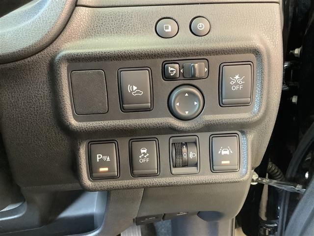 ノート ｅ－パワー　Ｘ　ワンセグ　メモリーナビ　ＵＳＢ端子　ミュージックプレイヤー接続可　バックカメラ　衝突被害軽減システム　ＥＴＣ　スマートキー（13枚目）