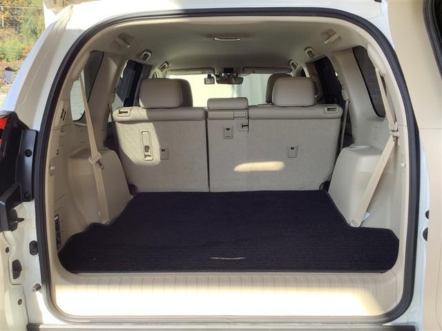 ランドクルーザープラド TX Lパッケージ トヨタ認定中古車 本革シート 4WD フルセグ メモリーナビ DVD再生 Bluetooth ミュージックプレイヤー可 バックカメラ 衝突被害軽減システム ETC ドラレコ LED 7人 ワンオーナー(9枚目)