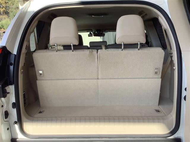 ランドクルーザープラド TX Lパッケージ トヨタ認定中古車 本革シート 4WD フルセグ メモリーナビ DVD再生 Bluetooth ミュージックプレイヤー可 バックカメラ 衝突被害軽減システム ETC ドラレコ LED 7人 ワンオーナー(10枚目)