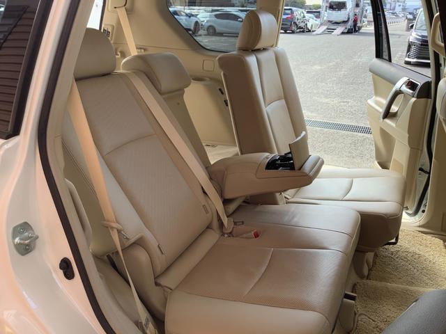 ランドクルーザープラド TX Lパッケージ トヨタ認定中古車 本革シート 4WD フルセグ メモリーナビ DVD再生 Bluetooth ミュージックプレイヤー可 バックカメラ 衝突被害軽減システム ETC ドラレコ LED 7人 ワンオーナー(42枚目)