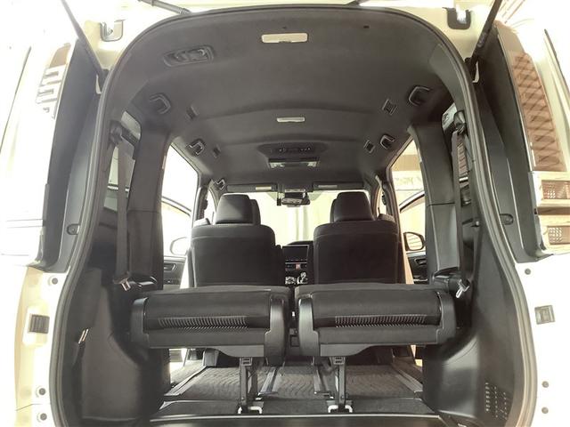 ヴォクシー ＺＳ　トヨタ認定中古車　フルセグ　メモリーナビ　ＤＶＤ再生　Ｂｌｕｅｔｏｏｔｈ　ミュージックプレイヤー接続　後席モニター　バックカメラ　衝突被害軽減システム　ＥＴＣ　ドラレコ　両側電動スライド　ＬＥＤ　７人（30枚目）