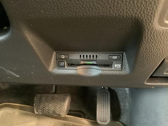 ヤリス Ｘ　トヨタ認定中古車　メモリーナビ　Ｂｌｕｅｔｏｏｔｈ接続　ＵＳＢ端子　ミュージックプレイヤー接続可　バックカメラ　衝突被害軽減システム　ＥＴＣ　ドラレコ　記録簿（16枚目）