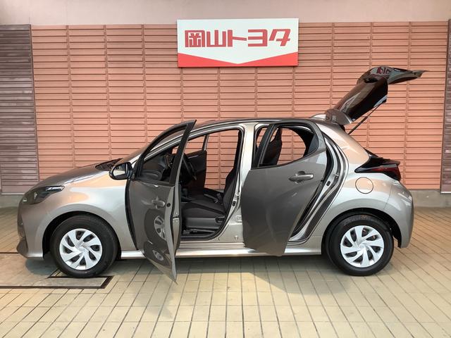 ヤリス Ｘ　トヨタ認定中古車　メモリーナビ　Ｂｌｕｅｔｏｏｔｈ接続　ＵＳＢ端子　ミュージックプレイヤー接続可　バックカメラ　衝突被害軽減システム　ＥＴＣ　ドラレコ　記録簿（47枚目）