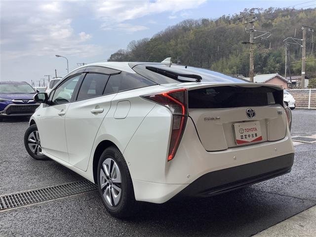 プリウス Ａ　トヨタ認定中古車　ワンセグ　メモリーナビ　Ｂｌｕｅｔｏｏｔｈ接続　ミュージックプレイヤー接続可　バックカメラ　衝突被害軽減システム　ＥＴＣ　ＬＥＤヘッドランプ（25枚目）