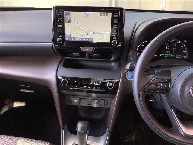 ヤリスクロス ハイブリッドＺ　トヨタ認定中古車　メモリーナビ　Ｂｌｕｅｔｏｏｔｈ接続　ＵＳＢ端子　ミュージックプレイヤー接続可　バックカメラ　衝突被害軽減システム　ＥＴＣ　ドラレコ　ＬＥＤヘッドランプ　ワンオーナー　記録簿（10枚目）