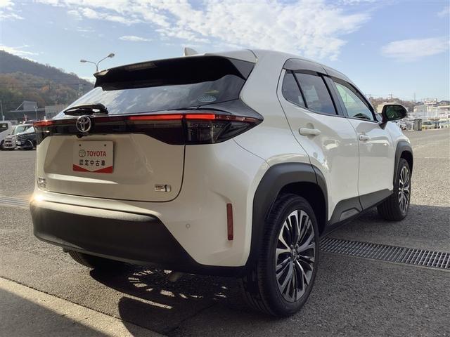 ヤリスクロス ハイブリッドＺ　トヨタ認定中古車　メモリーナビ　Ｂｌｕｅｔｏｏｔｈ接続　ＵＳＢ端子　ミュージックプレイヤー接続可　バックカメラ　衝突被害軽減システム　ＥＴＣ　ドラレコ　ＬＥＤヘッドランプ　ワンオーナー　記録簿（24枚目）