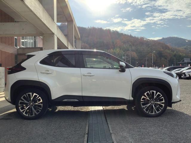 ヤリスクロス ハイブリッドＺ　トヨタ認定中古車　メモリーナビ　Ｂｌｕｅｔｏｏｔｈ接続　ＵＳＢ端子　ミュージックプレイヤー接続可　バックカメラ　衝突被害軽減システム　ＥＴＣ　ドラレコ　ＬＥＤヘッドランプ　ワンオーナー　記録簿（50枚目）