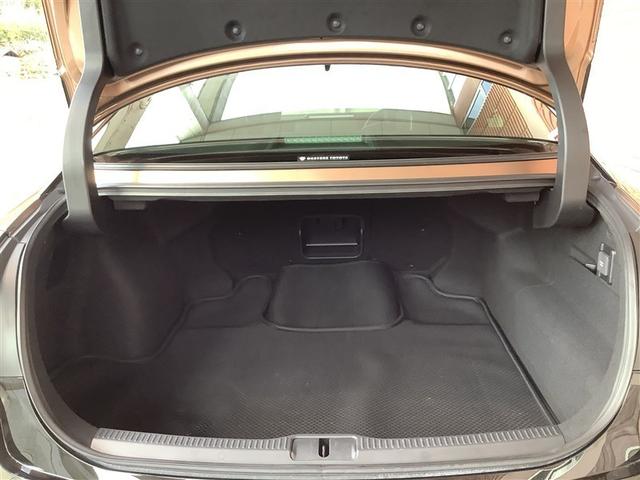 クラウンクロスオーバー Ｇ　Ａｄｖ．Ｌ　革シート　４ＷＤ　フルセグ　ミュージックプレイヤー接続可　バックカメラ　衝突被害軽減システム　ＥＴＣ　ドラレコ　ＬＥＤヘッドランプ　ワンオーナー（4枚目）