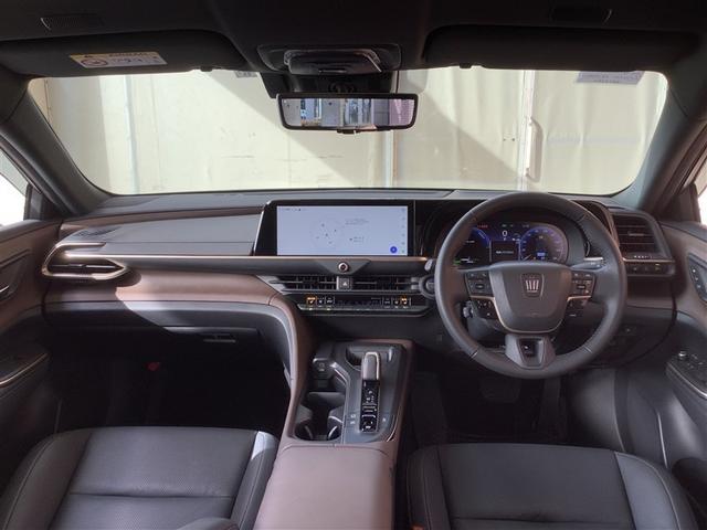 クラウンクロスオーバー Ｇ　Ａｄｖ．Ｌ　革シート　４ＷＤ　フルセグ　ミュージックプレイヤー接続可　バックカメラ　衝突被害軽減システム　ＥＴＣ　ドラレコ　ＬＥＤヘッドランプ　ワンオーナー（6枚目）