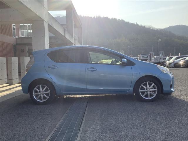 アクア Ｇ　フルセグ　メモリーナビ　ＤＶＤ再生　ミュージックプレイヤー接続可　バックカメラ　ＥＴＣ　ワンオーナー（37枚目）