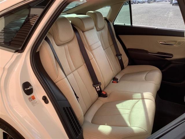 クラウンハイブリッド G トヨタ認定中古車 サンルーフ フルセグ メモリーナビ DVD再生 Bluetooth ミュージックプレイヤー接続可 バックカメラ 衝突被害軽減システム ETC ドラレコ LED ワンオーナー 記録簿(8枚目)