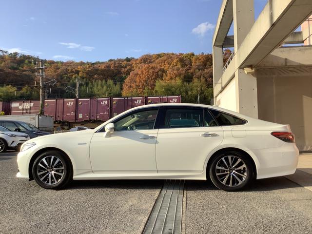 クラウンハイブリッド G トヨタ認定中古車 サンルーフ フルセグ メモリーナビ DVD再生 Bluetooth ミュージックプレイヤー接続可 バックカメラ 衝突被害軽減システム ETC ドラレコ LED ワンオーナー 記録簿(49枚目)