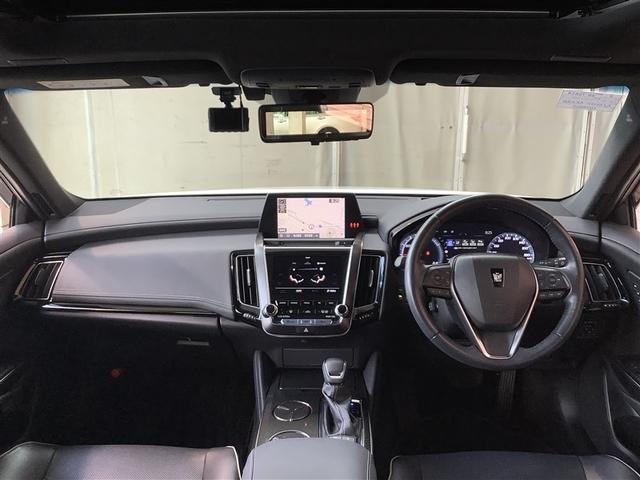 ��������܂Ƃ߂�ꂽ���F���̗ǂ��C���p�l����B����X�C�b�`���g���₷���ʒu�ɔz�u����Ă��܂��B