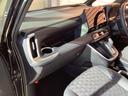 ハイブリッドＳ－Ｚ　トヨタ認定中古車　フルセグ　メモリーナビ　ＤＶＤ再生　Ｂｌｕｅｔｏｏｔｈ　ミュージックプレイヤー接続　後席モニター　バックカメラ　衝突被害軽減システム　ＥＴＣ　ドラレコ　両側電動スライド　ＬＥＤ　７人（42枚目）