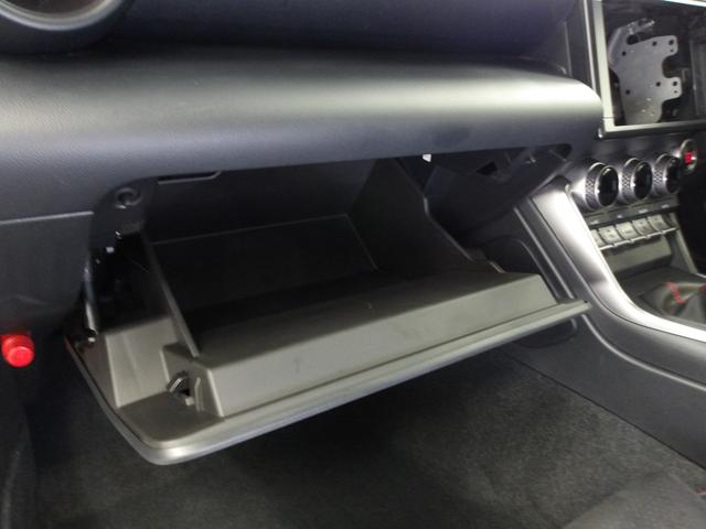 BRZ S スバル認定中古車 2年間走行無制限保証付き 記録簿 シートヒーター スマートキー ABS ESC 運転席、助手席、サイドエアバッグ 衝突安全ボディ(47枚目)