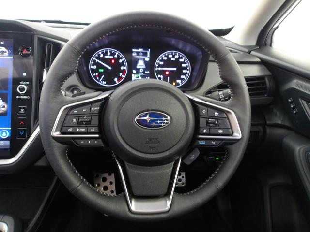 クロストレック リミテッド　ＡＷＤ　サンルーフ　ブラック／グレー本革シート（19枚目）