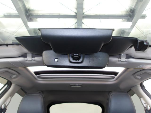 クロストレック リミテッド AWD サンルーフ ブラック/グレー本革シート(27枚目)