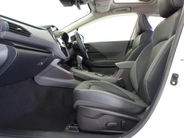 クロストレック リミテッド　ＡＷＤ　サンルーフ　ブラック／グレー本革シート（37枚目）