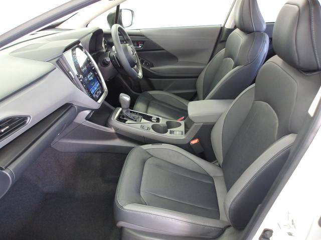 クロストレック リミテッド　ＡＷＤ　サンルーフ　ブラック／グレー本革シート（38枚目）