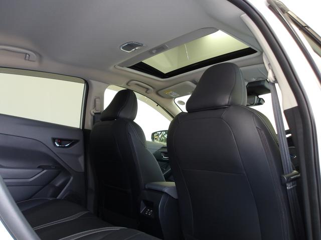 クロストレック リミテッド　ＡＷＤ　サンルーフ　ブラック／グレー本革シート（48枚目）