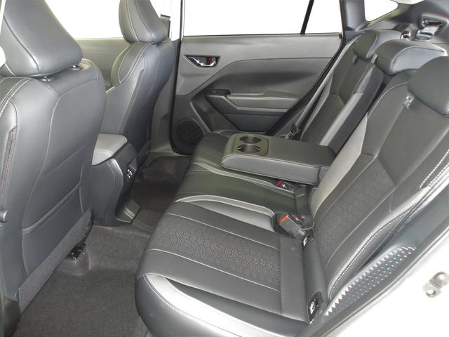 クロストレック リミテッド　ＡＷＤ　サンルーフ　ブラック／グレー本革シート（53枚目）