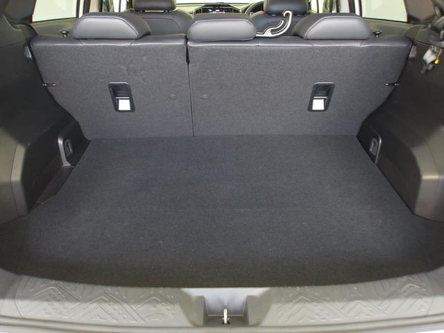 クロストレック リミテッド　ＡＷＤ　サンルーフ　ブラック／グレー本革シート（58枚目）