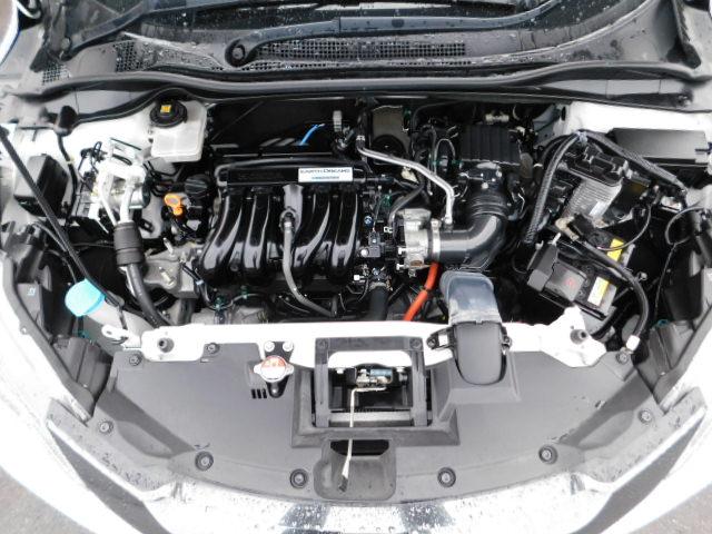 ハイブリッドZ 正規輸入車ディーラー下取 ワンオーナー 禁煙車 ルーフレール LEDライト スマートキー ハーフレザーシート インターナビ 地デジ バックモニター クルーズコントロール ドライブレコーダー ETC(18枚目)