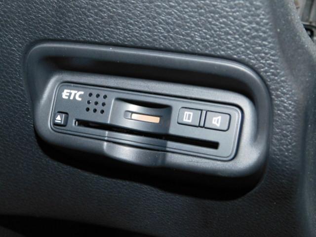ハイブリッドZ 正規輸入車ディーラー下取 ワンオーナー 禁煙車 ルーフレール LEDライト スマートキー ハーフレザーシート インターナビ 地デジ バックモニター クルーズコントロール ドライブレコーダー ETC(56枚目)
