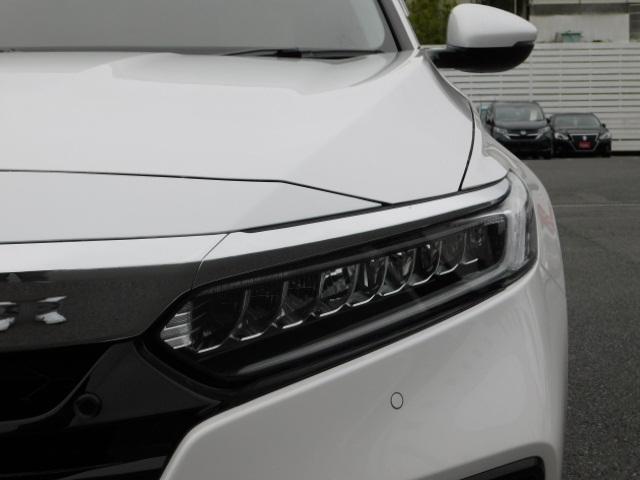EX 輸入車ディーラー下取 ワンオーナー 禁煙車 LEDヘッドライト サンルーフ レザーシート 純正ナビ 地デジ バックモニター クルーズコントロール ドライブレコーダー前後カメラ ワイヤレススマホ充電(21枚目)