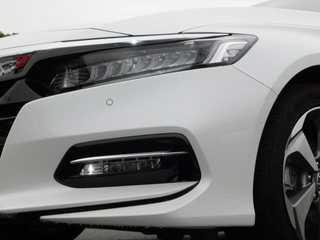 EX 輸入車ディーラー下取 ワンオーナー 禁煙車 LEDヘッドライト サンルーフ レザーシート 純正ナビ 地デジ バックモニター クルーズコントロール ドライブレコーダー前後カメラ ワイヤレススマホ充電(22枚目)