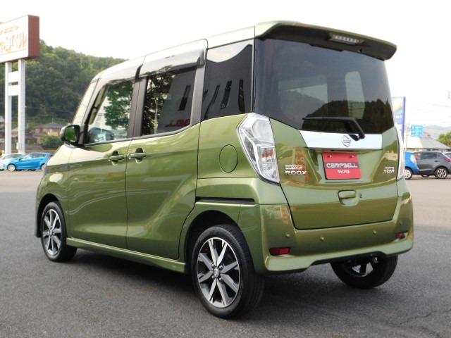 ハイウェイスター X Vセレクション 輸入車ディーラー下取 禁煙車 LEDヘッドライト スマートキー 両側パワースライドドア 純正メモリーナビ 地デジ DVD ミュージックサーバー アラウンドビューモニター ドライブレコーダー前後 ETC(8枚目)