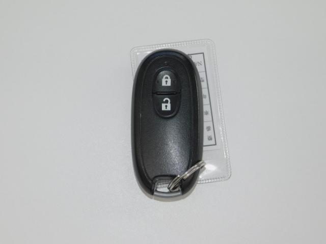 X 輸入車ディーラー下取 禁煙車 スマートキー ベンチシート 電動格納リモコンドアミラー SDナビ 地デジ DVD ミュージックサーバー ブルートゥース ヘッドライトレベライザー アイドリングストップ(19枚目)