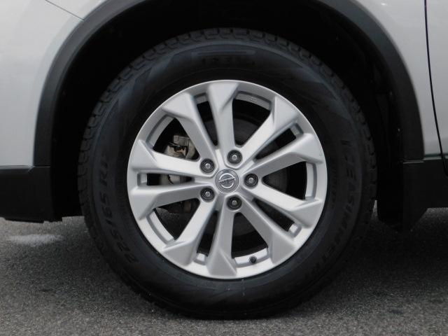20Xt エマージェンシーブレーキパッケージ 輸入車ディーラー下取 ワンオーナー 禁煙車 4WD LEDヘッドライト インテリジェントキー 純正ナビTV DVD ミュージックサーバー アラウンドビューモニター パワーバックドア シートヒーター(11枚目)