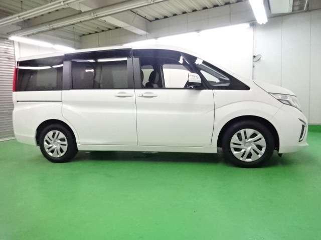 1.5 G ホンダ センシング 車いす仕様車 2列目&3列目(11枚目)