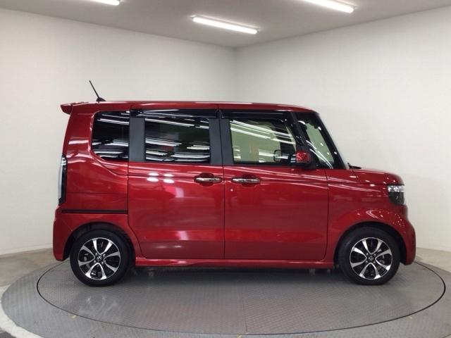 Ｎ－ＢＯＸカスタム コーディネートスタイル　デモカーＵＰ・ＬＥＤ・ホンダＣＯＮＮＥＣＴ・メモリナビ・純正ドラレコ・ＥＴＣ　オートクルーズ　ワンオーナー　フルセグ対応　Ｗ電動ドア　シートヒータ　ＥＳＣ　リアカメラ　ソナー　ベンチシート　ＤＶＤ（31枚目）