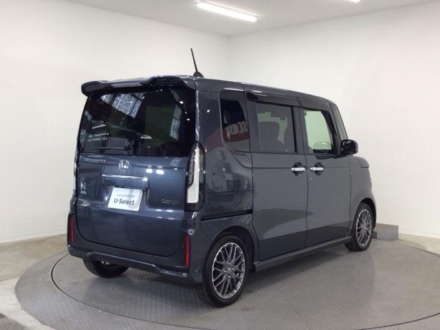 Ｎ－ＢＯＸカスタム ターボ　デモカーＵＰ・ＬＥＤ・フルセグ・メモリナビ・純正ＡＷ・ホンダＣＯＮＮＥＣＴ　イモビライザー　１オナ　衝突被害軽減　フロントカメラ　サイドカメラ　ベンチシート　キーフリー　Ｐセンサー　ＥＳＣ　パワステ（4枚目）