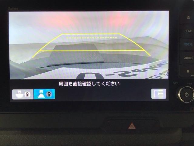 Ｎ－ＢＯＸカスタム ターボ　デモカーＵＰ・ＬＥＤ・フルセグ・メモリナビ・純正ＡＷ・ホンダＣＯＮＮＥＣＴ　イモビライザー　１オナ　衝突被害軽減　フロントカメラ　サイドカメラ　ベンチシート　キーフリー　Ｐセンサー　ＥＳＣ　パワステ（8枚目）