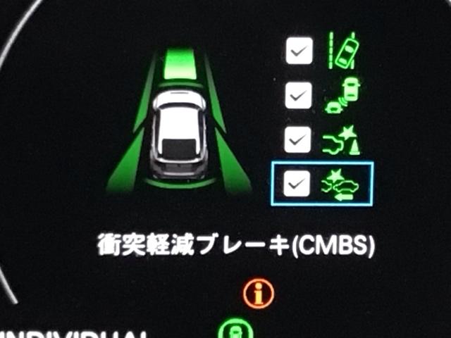 シビック タイプＲ　ＬＥＤ・ホンダＣＯＮＮＥＣＴ・メモリナビ・バックカメラ・ＵＳＢポート・ＥＴＣ　アイドリングストップ　ＴＶナビ　ＥＴＣ車載器　フルセグテレビ　ＬＥＤランプ　Ｒカメラ　カーテンエアバック　キーフリ　ＥＳＣ（7枚目）