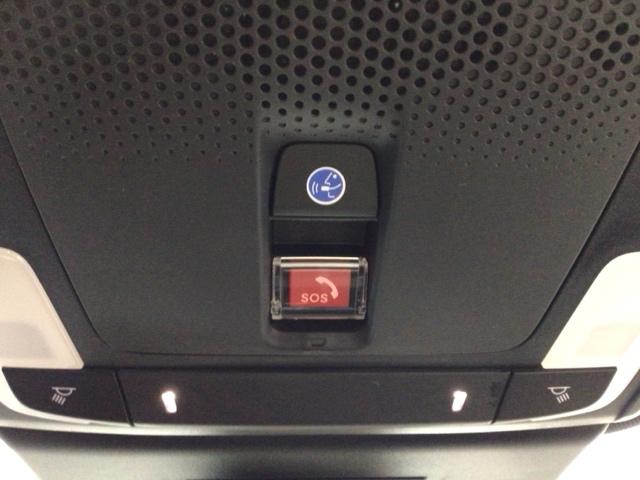 シビック タイプＲ　ＬＥＤ・ホンダＣＯＮＮＥＣＴ・メモリナビ・バックカメラ・ＵＳＢポート・ＥＴＣ　アイドリングストップ　ＴＶナビ　ＥＴＣ車載器　フルセグテレビ　ＬＥＤランプ　Ｒカメラ　カーテンエアバック　キーフリ　ＥＳＣ（12枚目）