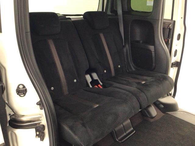 N-BOXカスタム G・Lホンダセンシング LED・フルセグ・メモリナビ・バックカメラ・純正AW・両側電動ドア・ETC 地デジTV 助手席エアバッグ キーレス アイドリングST セキュリティーアラーム スマ-トキ- リアカメラ ナビTV DVD(14枚目)