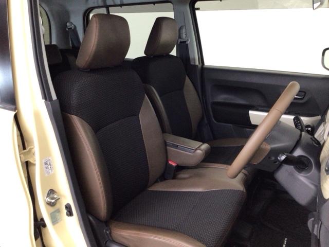 ハスラー ワンダラー LED・フルセグ・メモリナビ・DVD・バックカメラ・シートヒーター LEDヘッドランプ イモビライザー キーフリーシステム デュアルカメラブレーキS 地デジ フルオートエアコン ナビ&TV エアバッグ(15枚目)