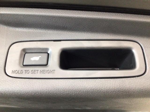 オデッセイ アブソルート・EX LED・フルセグ・メモリナビ・バックカメラ・純正AW・シートヒーター・ETC パーキングサポート シ-トヒ-タ- バックモニター フロントカメラ スマ-トキ- セキュリティーアラーム 3列シート(29枚目)